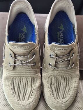 Skechers Men’s Tan Knit Boat Shoes with Blue Insole